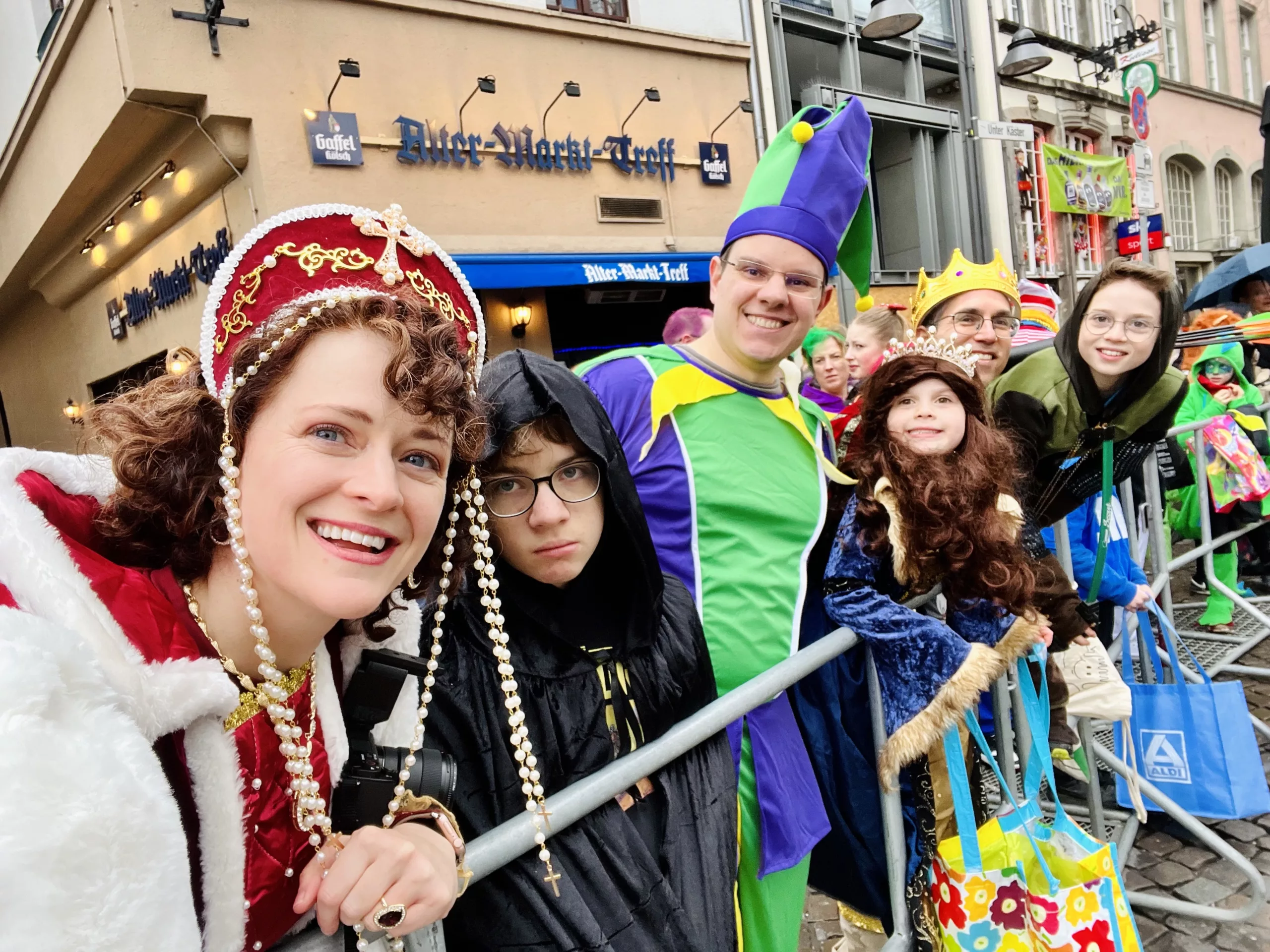 Carnival in Cologne, Germany - we had a amazing winter vacation in Cologne to celebrate their 200th anniversary of Karneval!