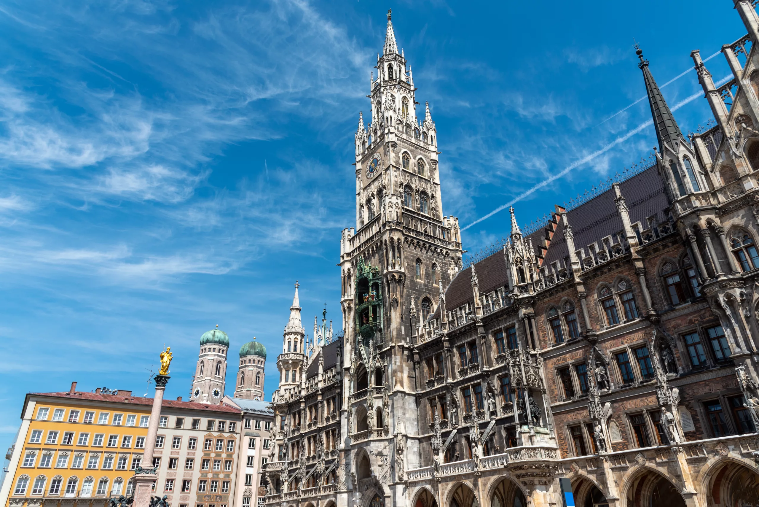 Munich's Old Town - A historical walking tour of everything you can see in city in just one hour!